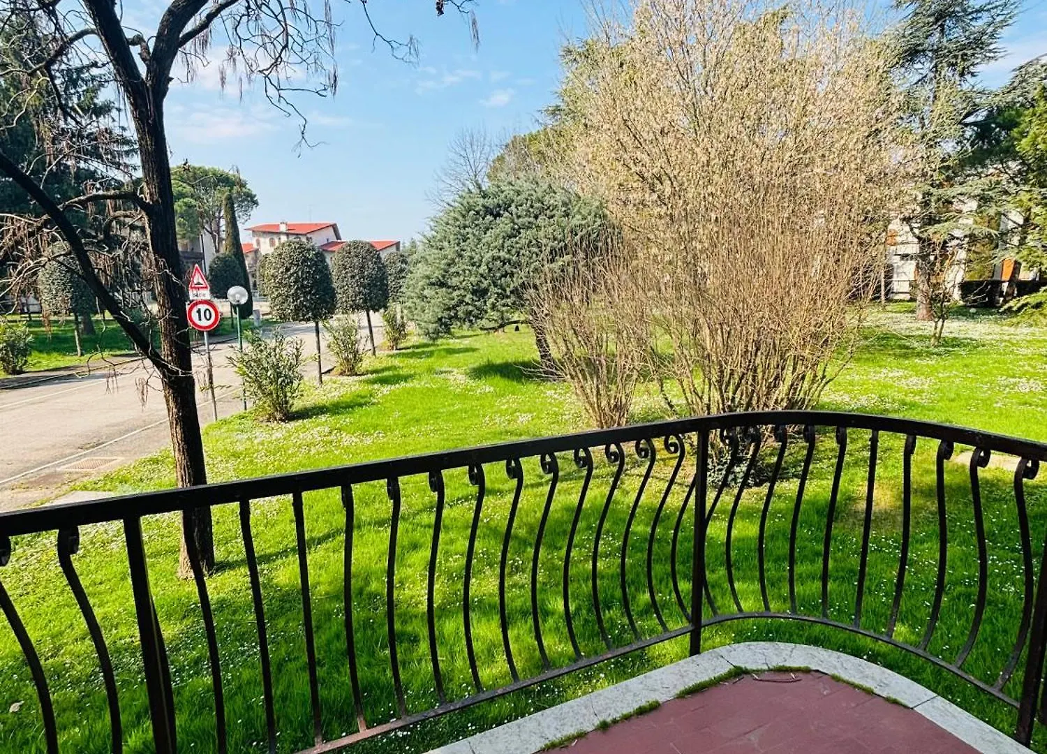 Appartamento Dogana Retreat Peschiera del Garda 0*,  Italia
